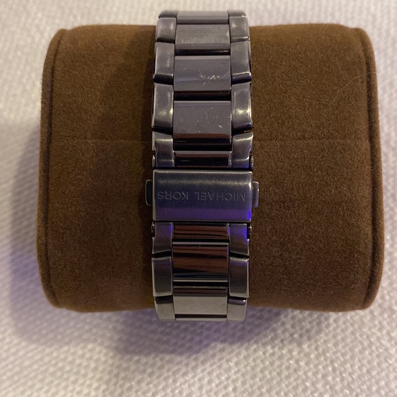 Michael Kors Mens Chronograph Gunmetal Stainless Steel Watch - Picture 4 of 4